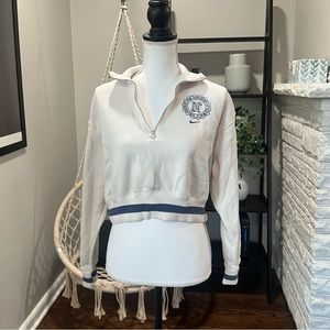 Nike Cropped Pullover